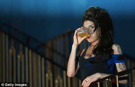 Amy Winehouse Was NOT On Drugs When She Died!